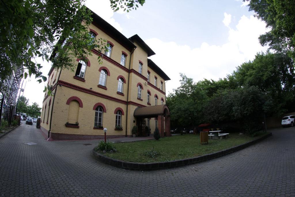 Hotel Omnibusz Budapest Bagian luar foto