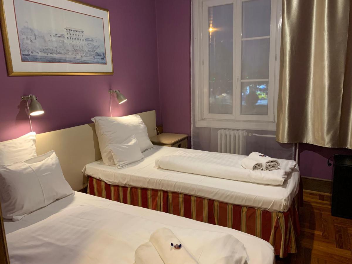 Hotel Omnibusz Budapest Bagian luar foto