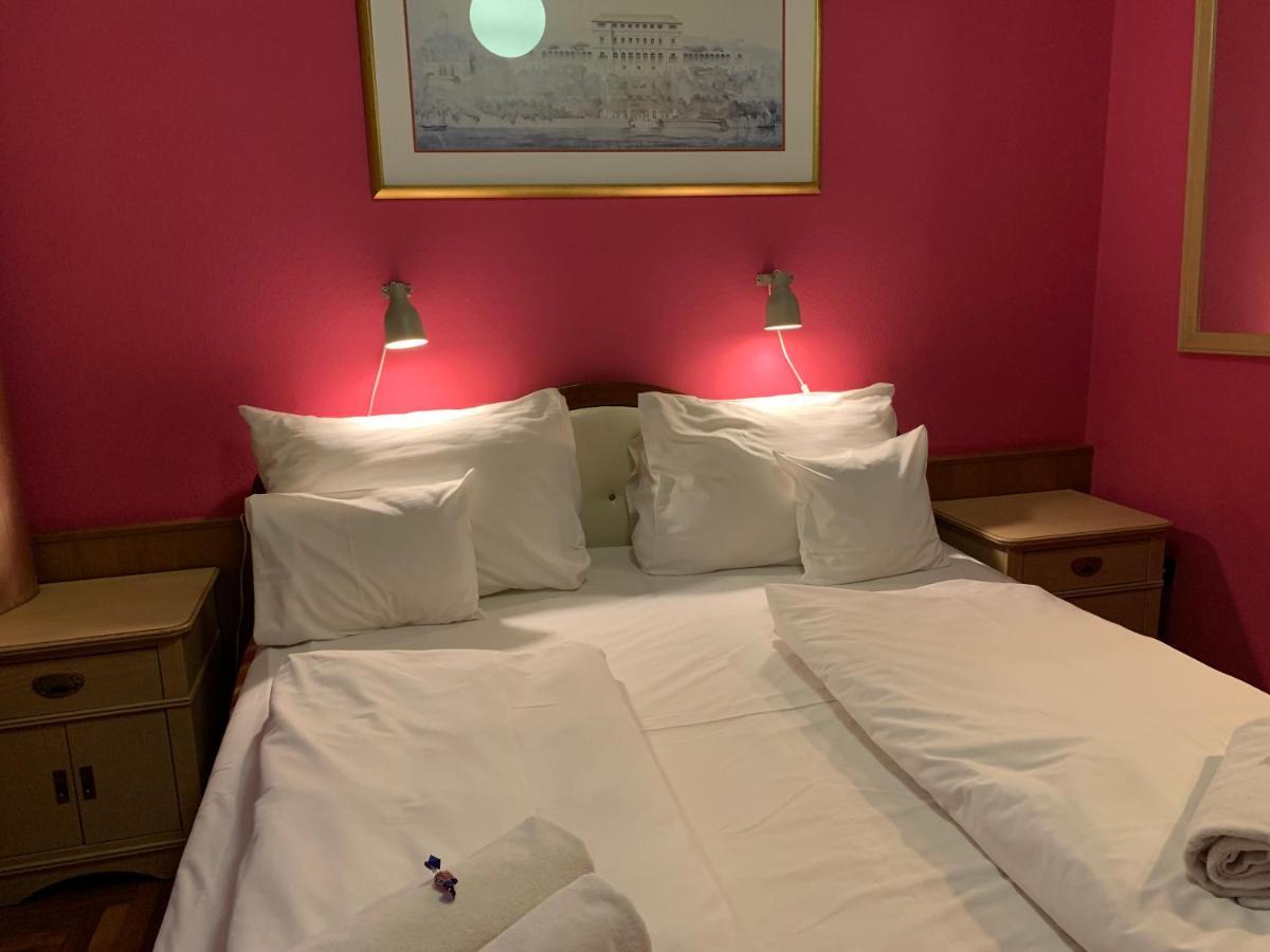 Hotel Omnibusz Budapest Bagian luar foto