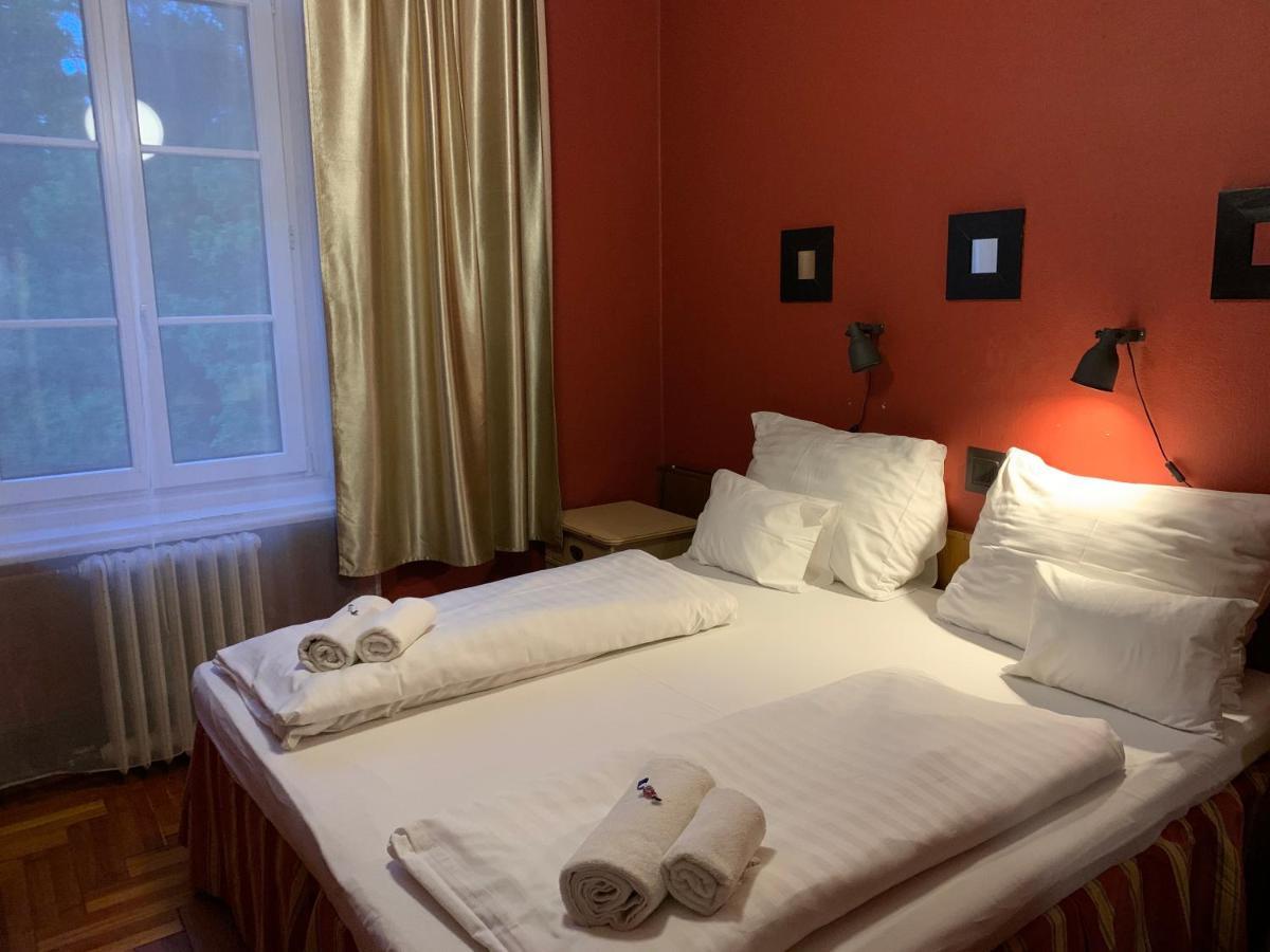 Hotel Omnibusz Budapest Bagian luar foto